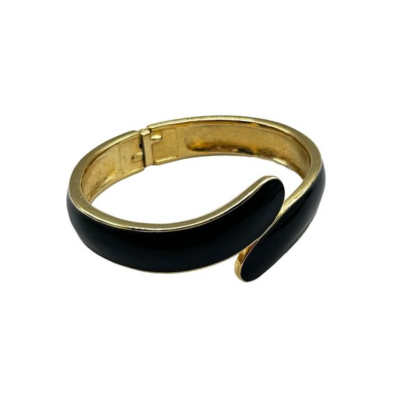Vintage Trifari Hinged Bangle Clamper Bracelet 80s 90s Gold Tone & Black Enamel - Picture 1 of 6